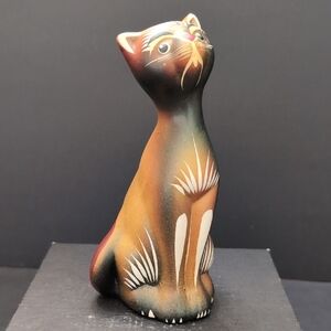VGT, Mexican Tonala Folk Art Pottery Cat Figurine.